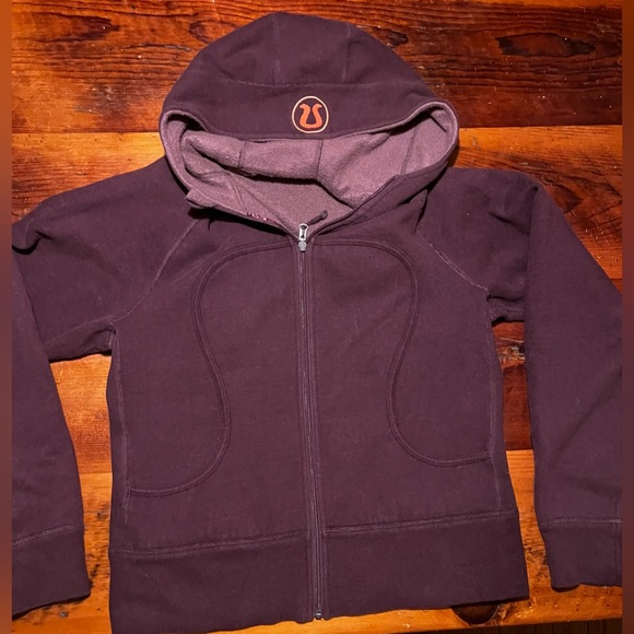 lululemon athletica Tops - Lululemon Scuba Full Zip Hoodie. Eggplant colour. Size 10.